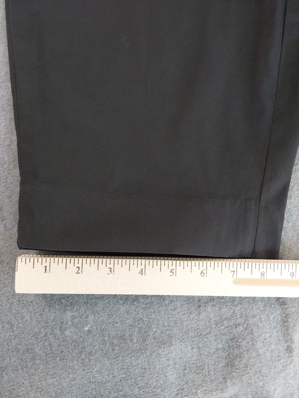 Jones New York Signature Black Stretch Bermuda Shorts Size 4 Minimalist Office - Picture 9 of 12